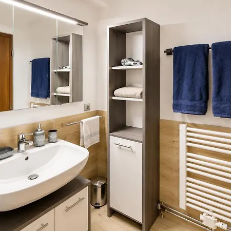 Modernes Apartment In Passau Parkplatz & Netflix Lägenhet